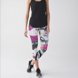 lululemon Inspire Crop II